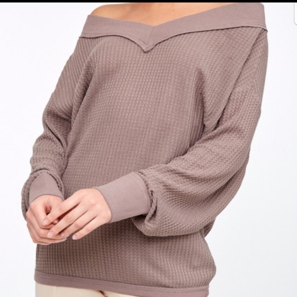 V-Neck Pullover, Thermal, Mocha, NWT - Picture 4 of 7